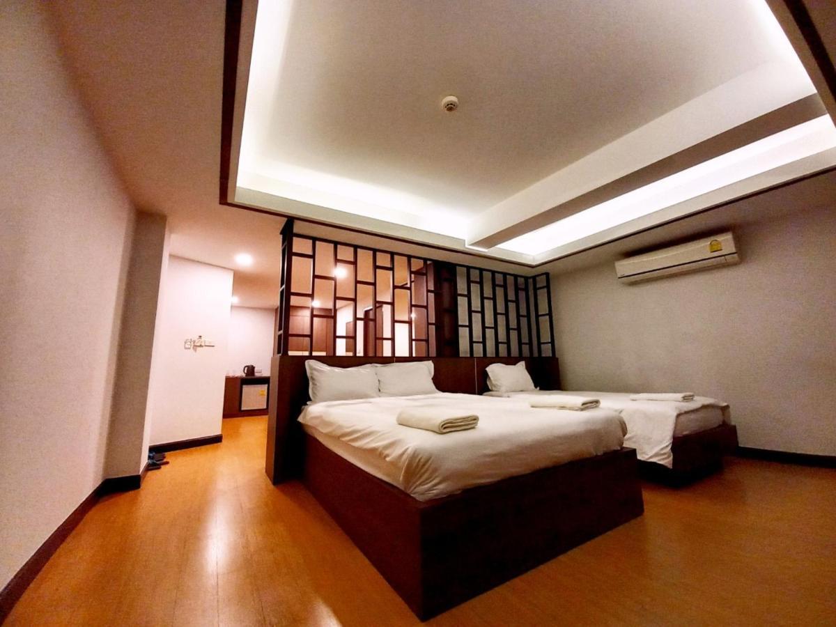 Chorlada Lanna Hotel Chiang Mai Exteriör bild