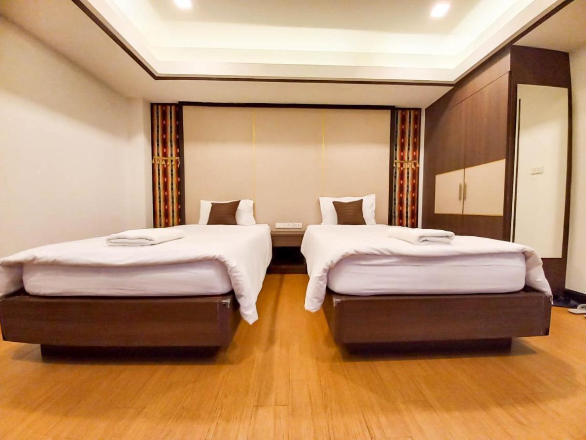Chorlada Lanna Hotel Chiang Mai Exteriör bild