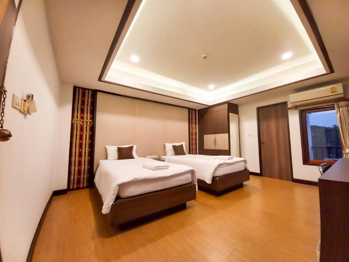 Chorlada Lanna Hotel Chiang Mai Exteriör bild