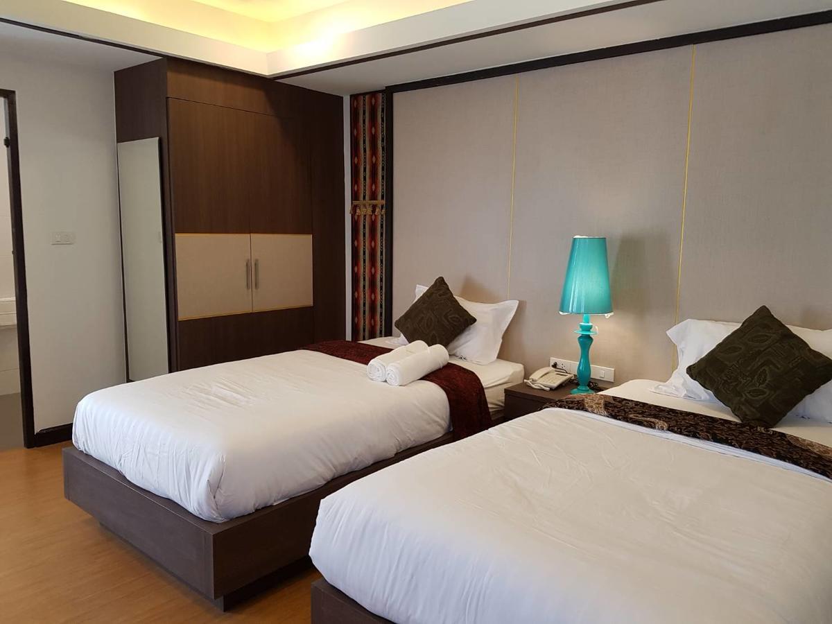 Chorlada Lanna Hotel Chiang Mai Exteriör bild
