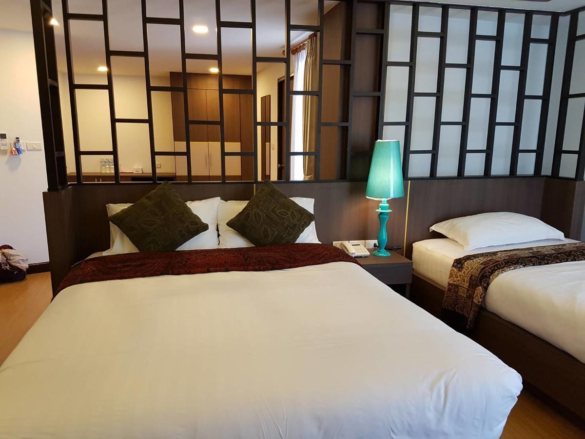 Chorlada Lanna Hotel Chiang Mai Exteriör bild